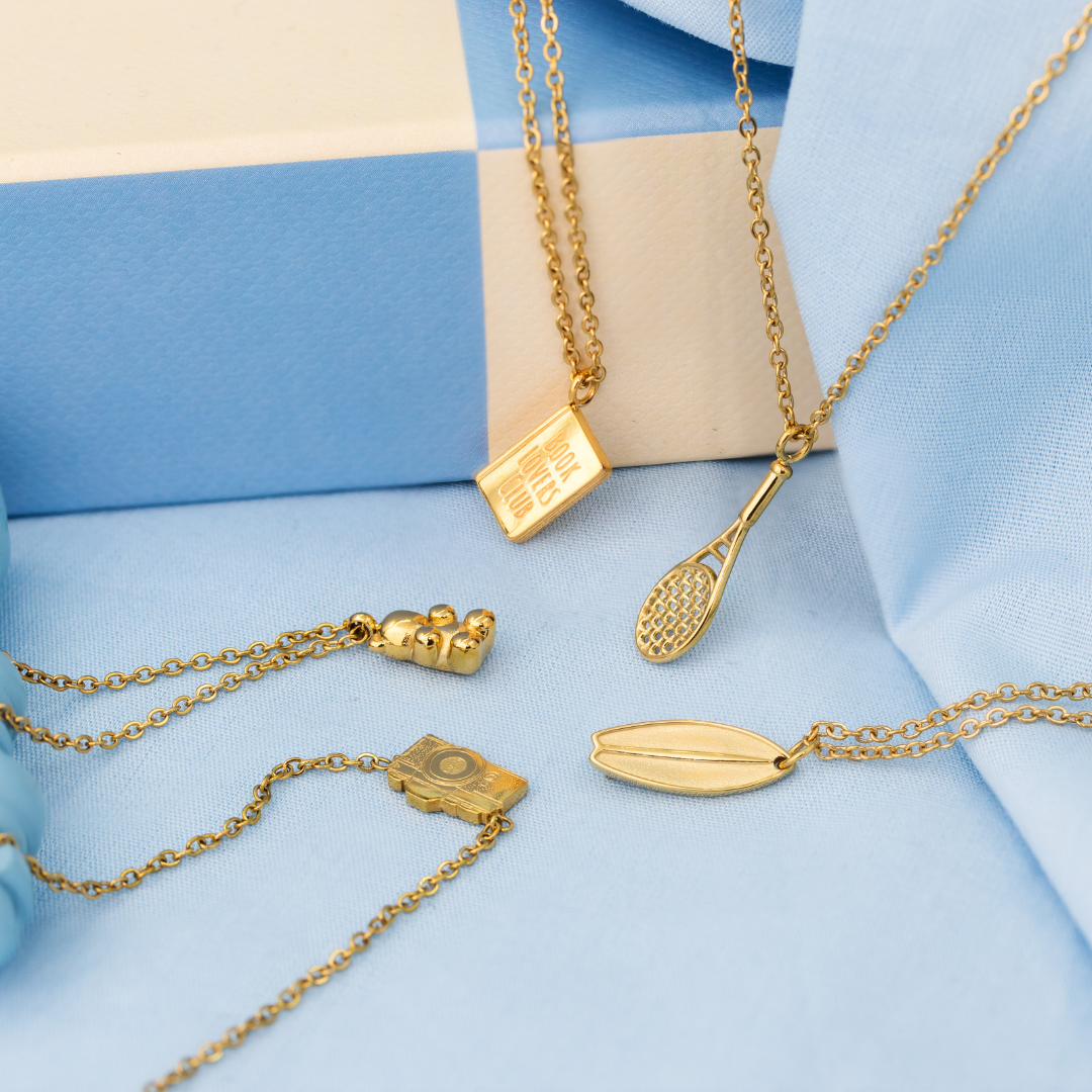 COLLECTING MEMORIES Necklace